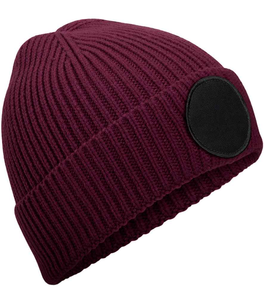 Beechfield Circular Fashion Patch Beanie | Burgundy/Black