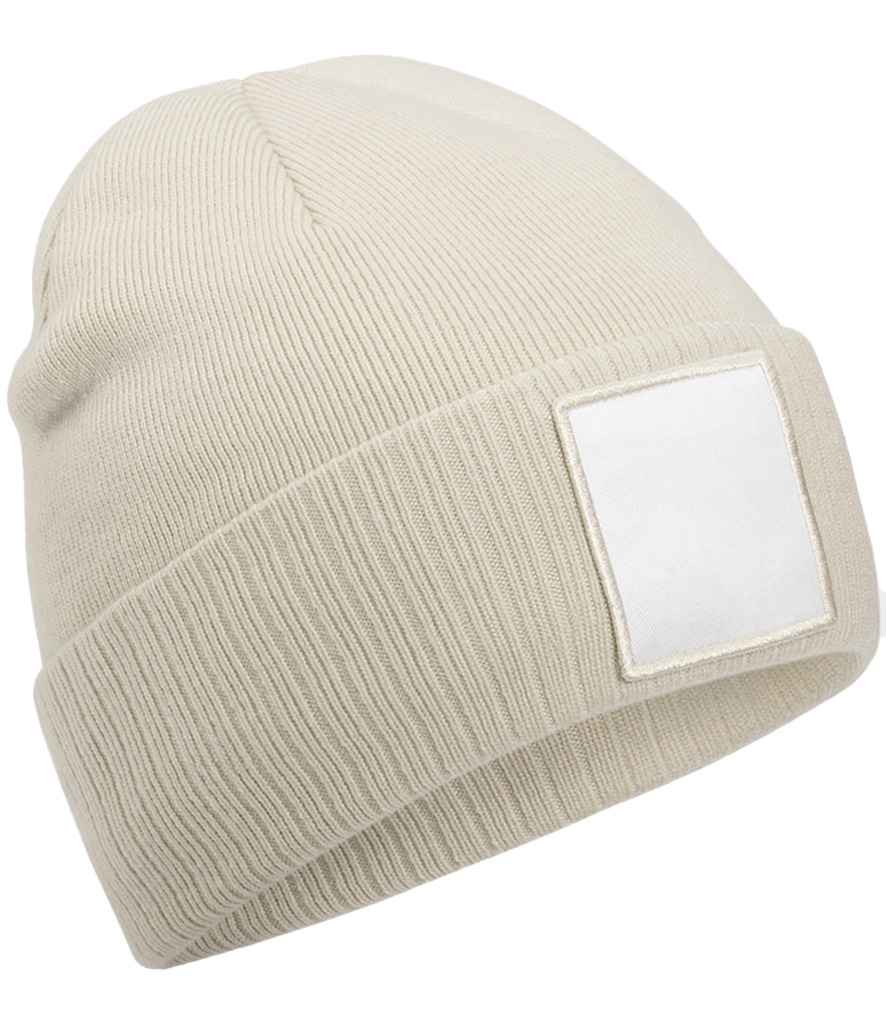 Beechfield Appliqué Patch Beanie | Oatmeal/White
