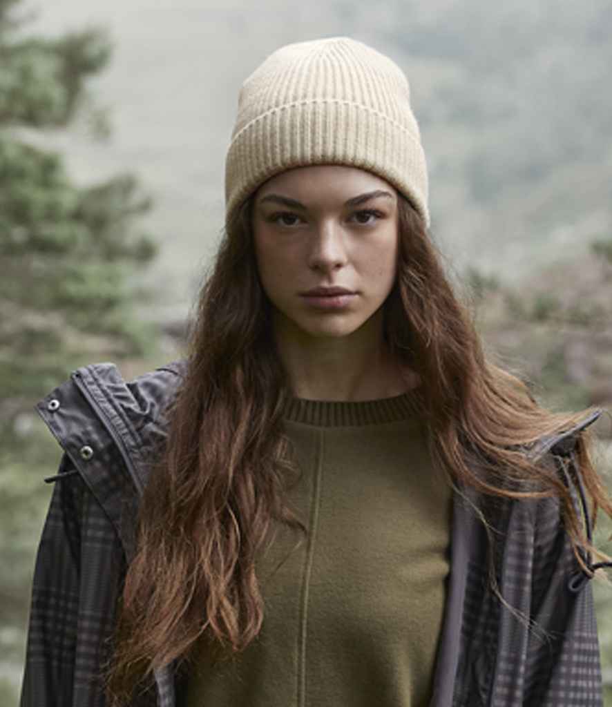 Beechfield Engineered Knit Ribbed Beanie | Oatmeal