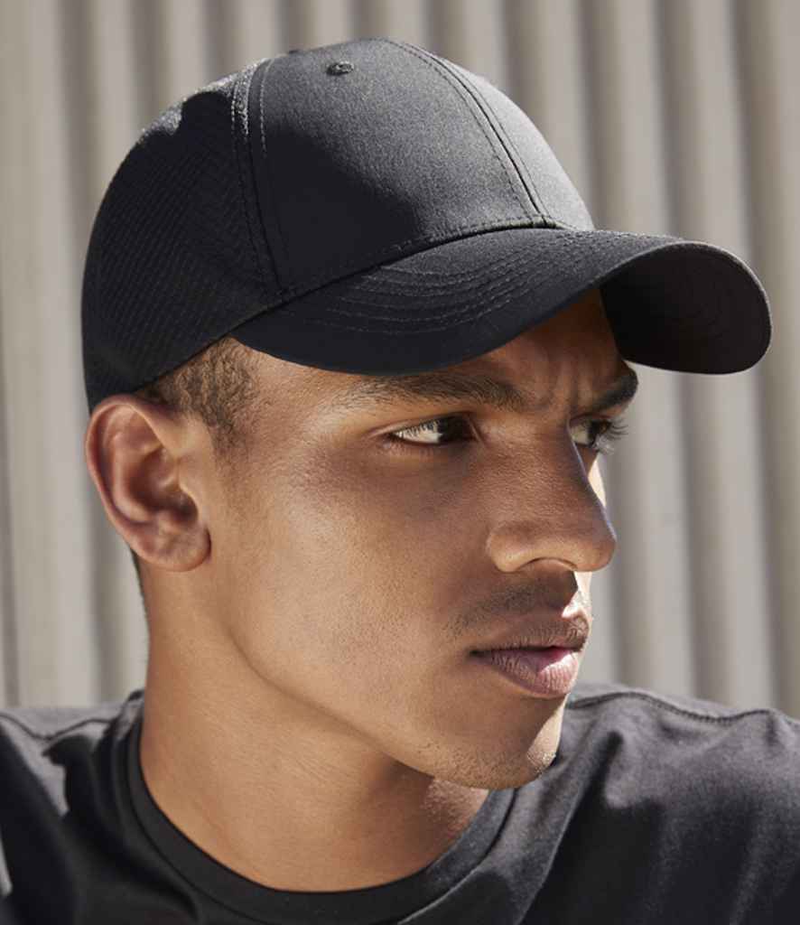 Beechfield Technical Mesh Trucker Cap | Black/Black