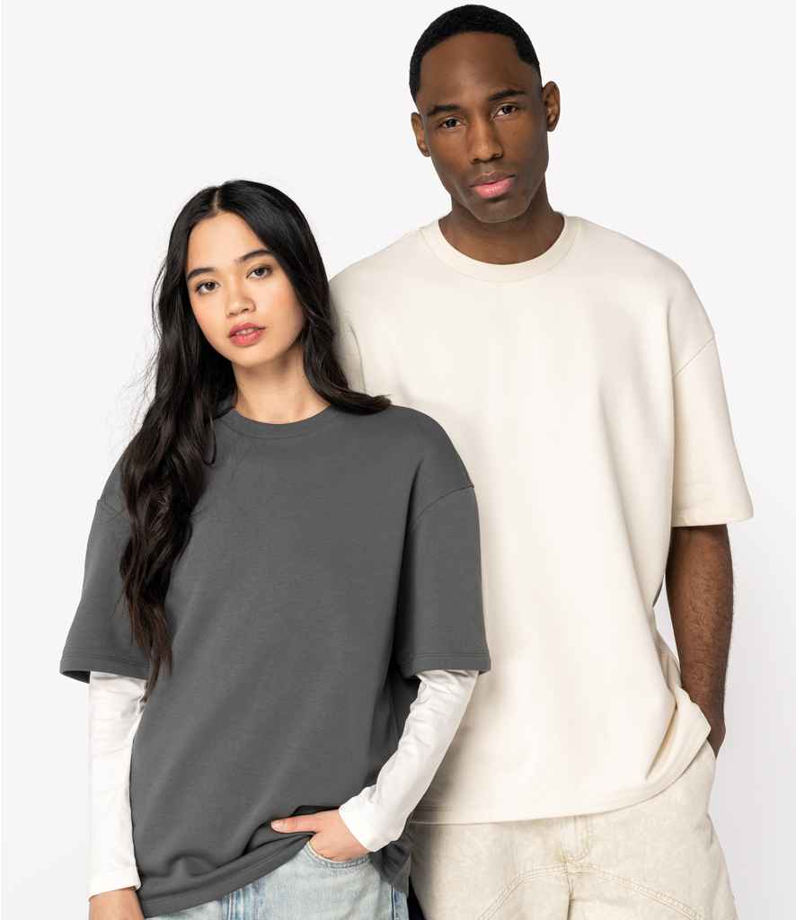 T-Shirts & Long Sleeves