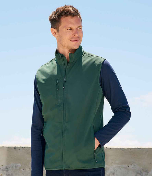SOL'S Falcon Recycled Soft Shell Bodywarmer | Forest Green