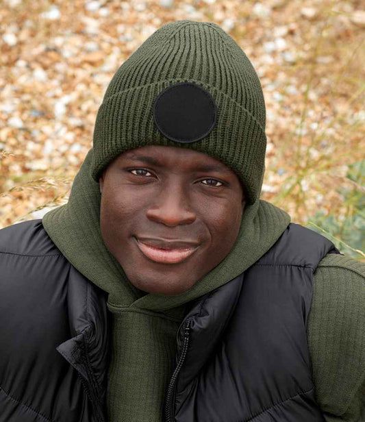 Beechfield Circular Fashion Patch Beanie | Olive Green/Black