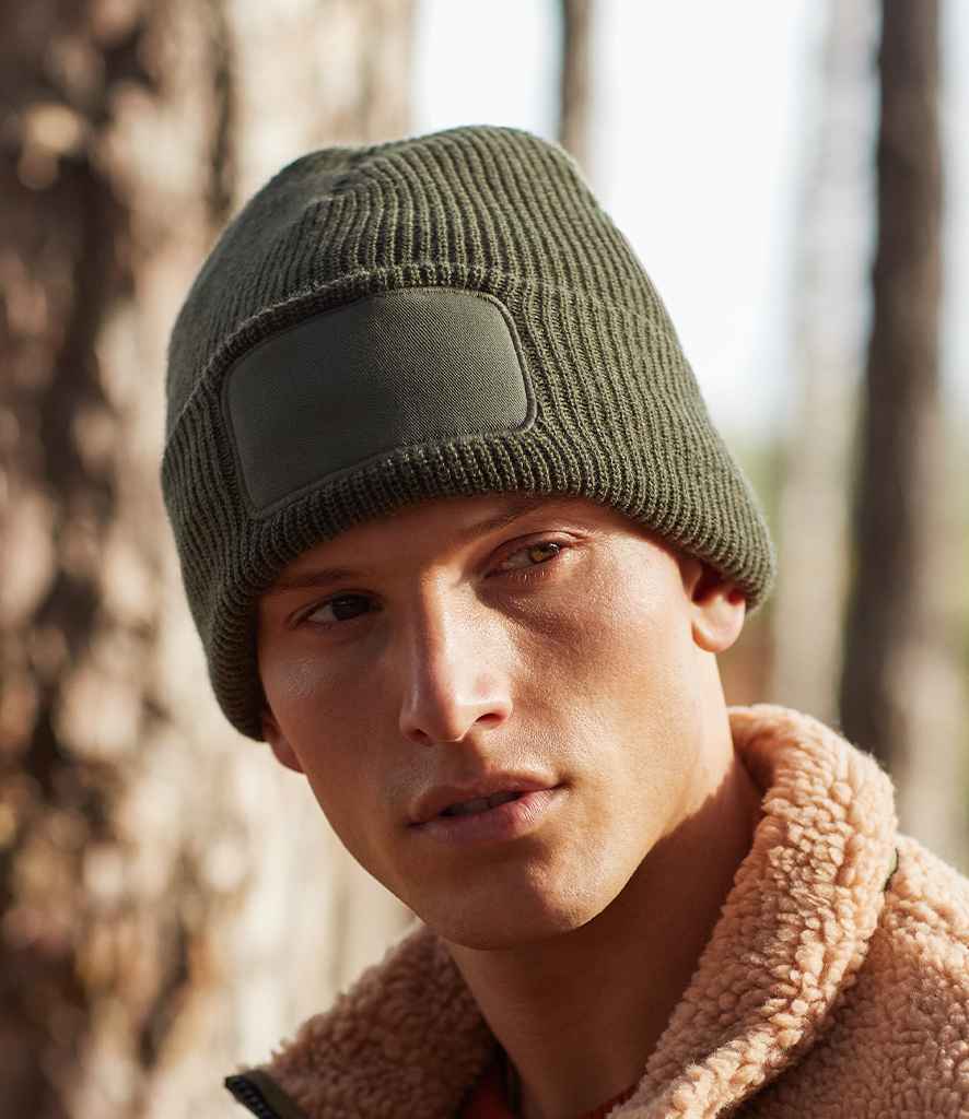 Beechfield Thinsulate™ Patch Beanie | Olive Green