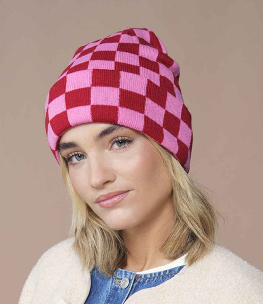 Beechfield Checkerboard Beanie | Classic Red/True Pink