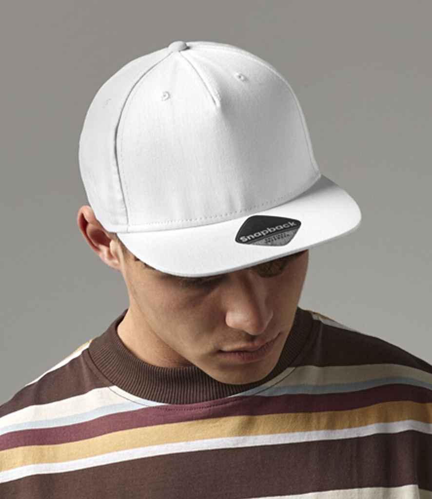 Beechfield 5 Panel Snapback Rapper Cap | White