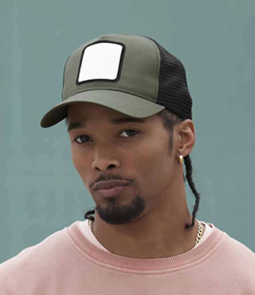 Beechfield Appliqué Patch 5 Panel Trucker Cap | Olive Green/Black