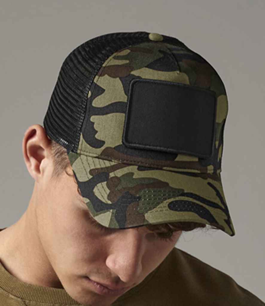 Beechfield Patch Snapback Trucker Cap | Jungle Camo