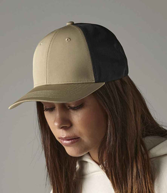Beechfield Technical Mesh Trucker Cap | Desert Sand/Black
