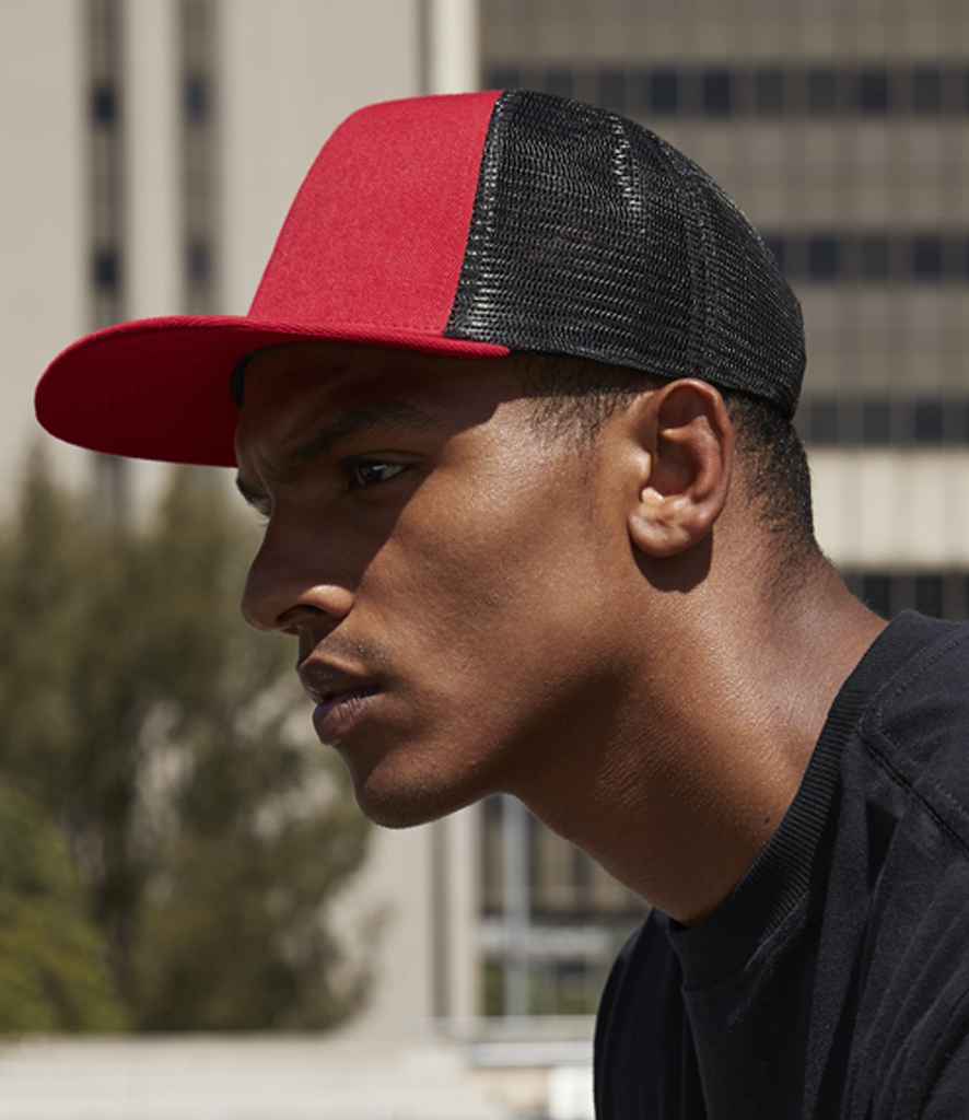 Beechfield Original Flat Peak 6 Panel Trucker Cap | Classic Red/Black