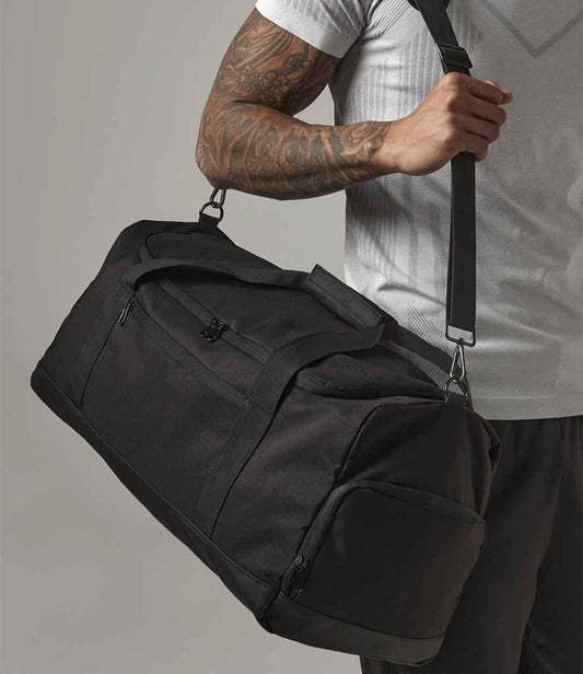 BagBase Medium Training Holdall | Black