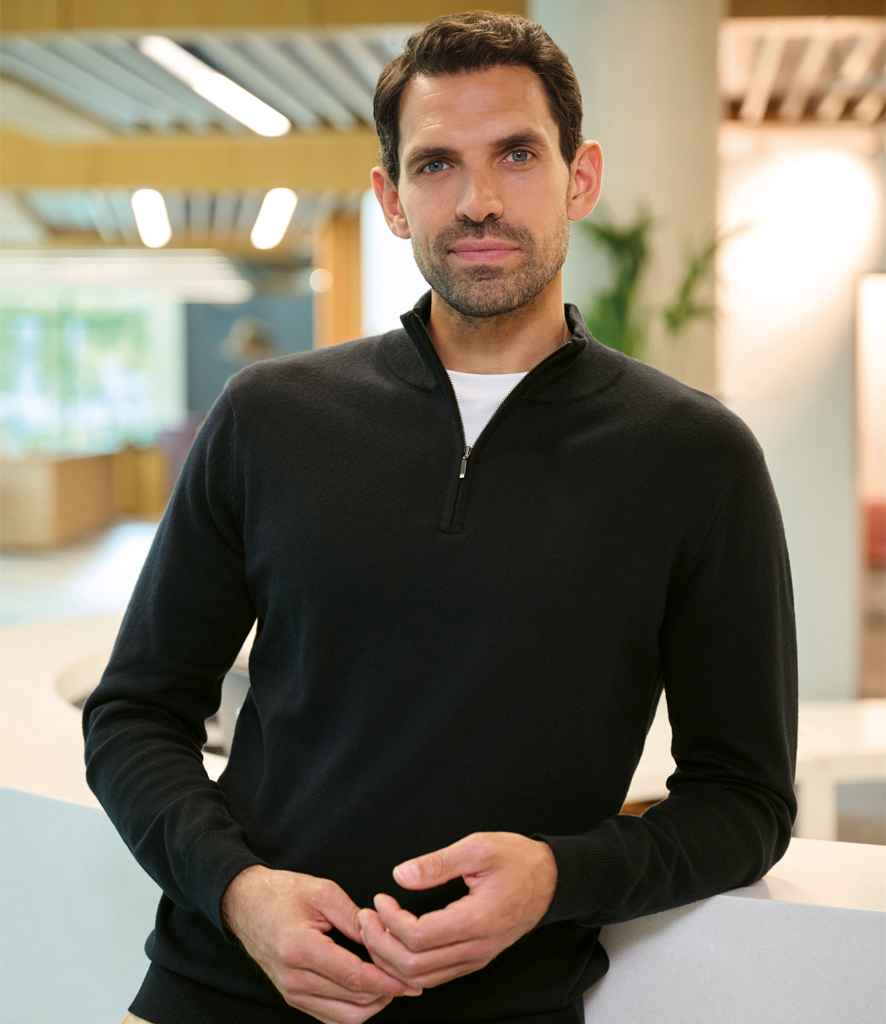 Brook Taverner Copenhagen 1/4 Zip Jumper | Black